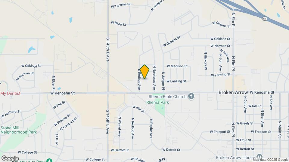 1032 N Oak Ct Map and Location Details