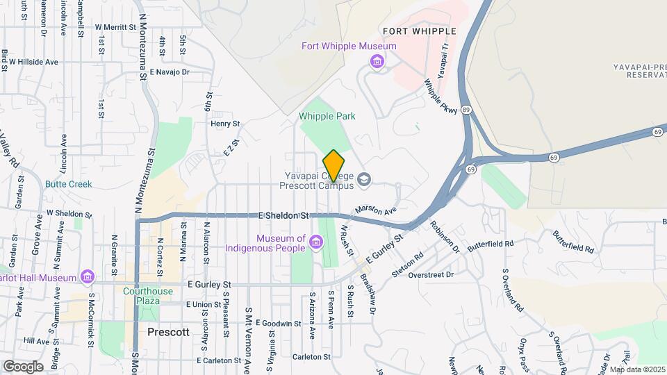 825 E Moeller St Map and Location Details