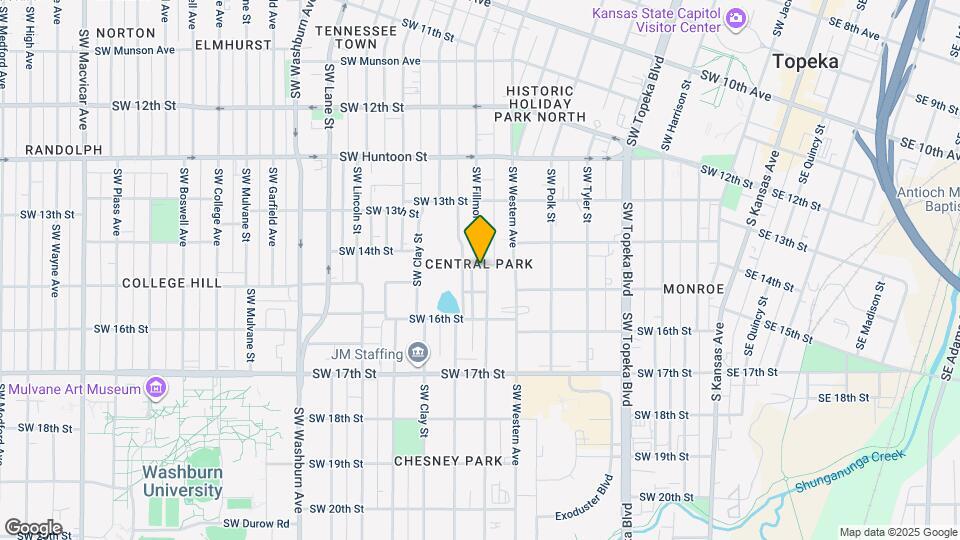 1011 SW Douthitt Ave Map and Location Details