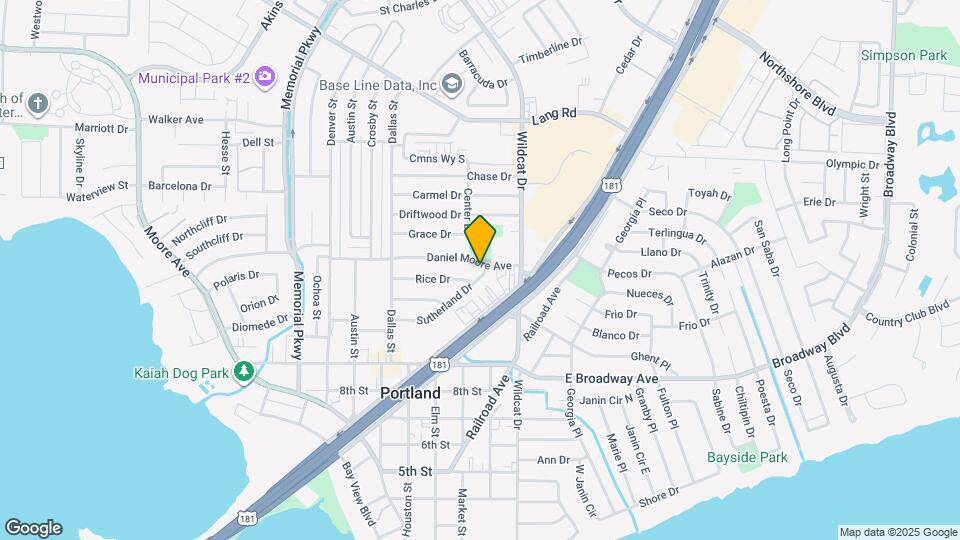 136 Daniel Moore Ave Map and Location Details