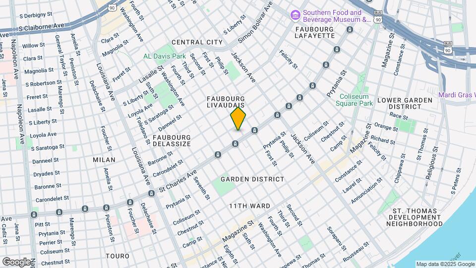 2511 St Charles Ave, Unit 403 Map and Location Details