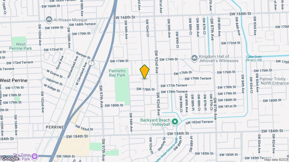 17701 SW 93rd Ave Map and Location Details