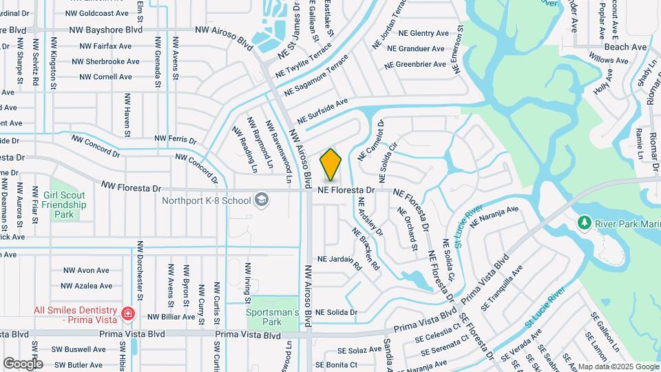 401 NE Mainsail St Map and Location Details