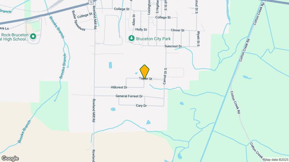 15 Hillcrest Dr Map and Location Details