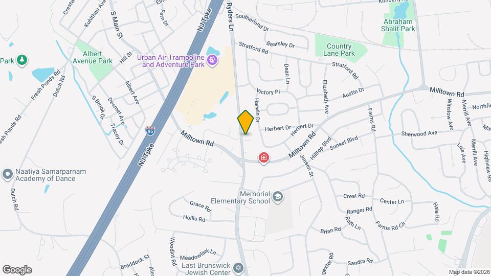 402 Ryders Ln Map and Location Details