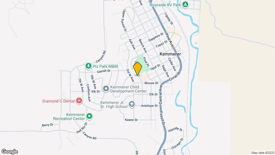 1131 Walnut St Map and Location Details