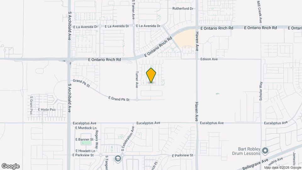 3244 E Yellowstone Dr Map and Location Details