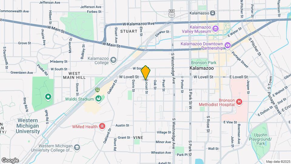 418 Locust St Map and Location Details