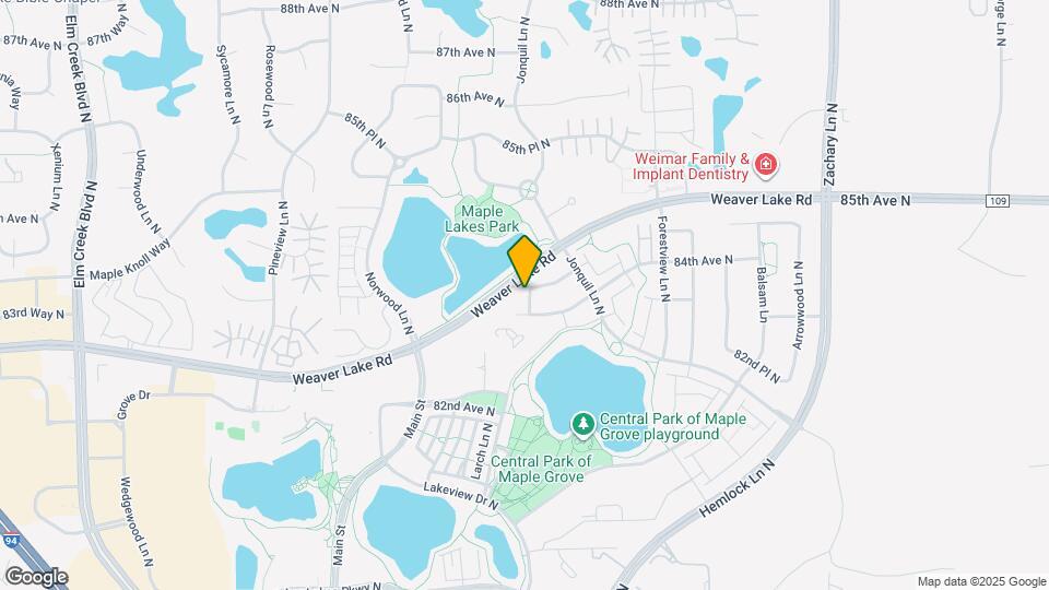 8411 Larch Ln N Mapa y Detalles de la Ubicación