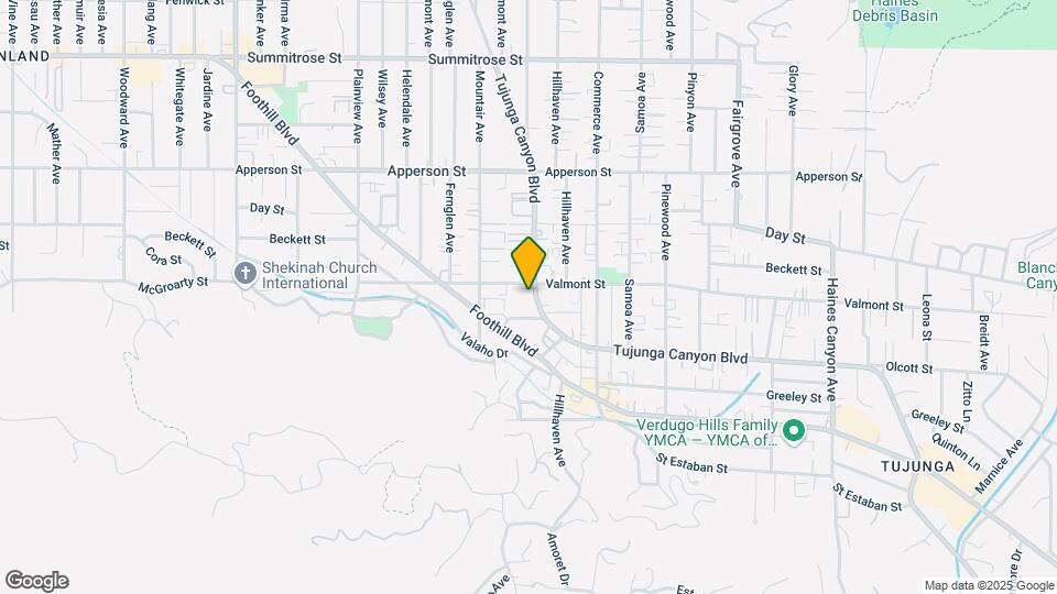 10215 Tujunga Canyon Blvd Map and Location Details