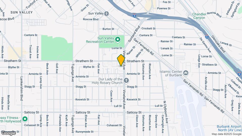7925 Vineland Ave Map and Location Details