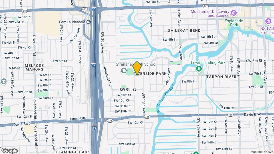 708 SW 16th Ave Map and Location Details