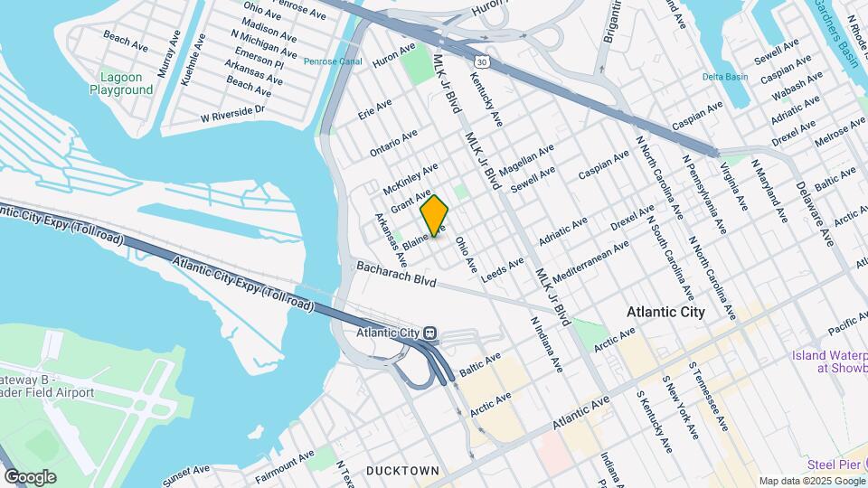 611 N Michigan Ave Map and Location Details