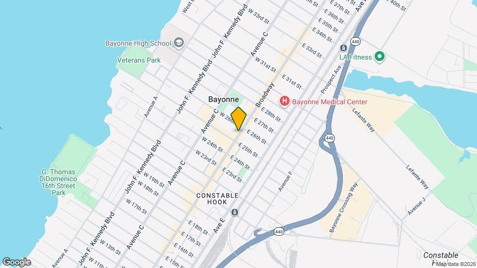 557 Broadway Mapa y Detalles de la Ubicación