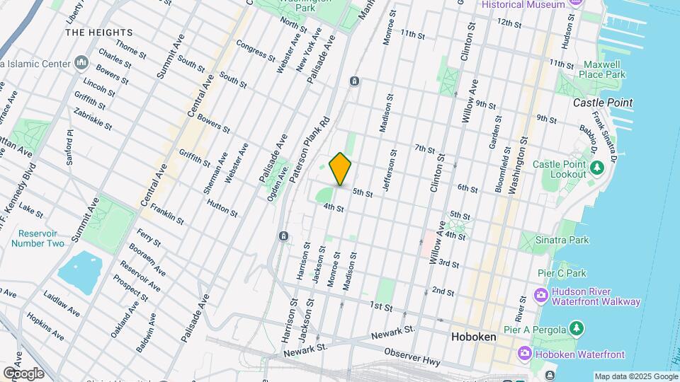 421 Jackson St Map and Location Details