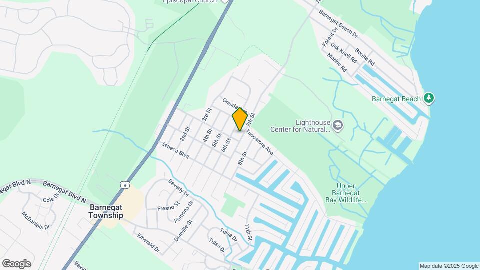 403 7th St Map and Location Details