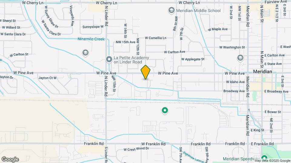 1065 W Pine Ave Mapa y Detalles de la Ubicación