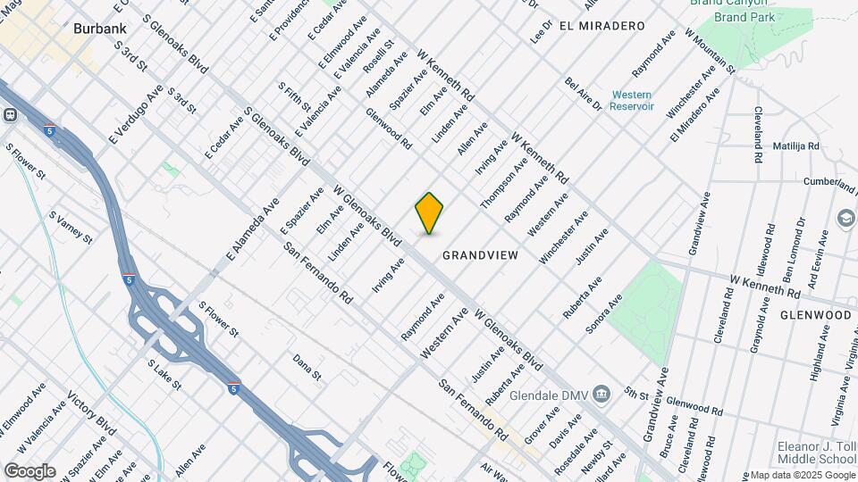 1118 Irving Ave Mapa y Detalles de la Ubicación