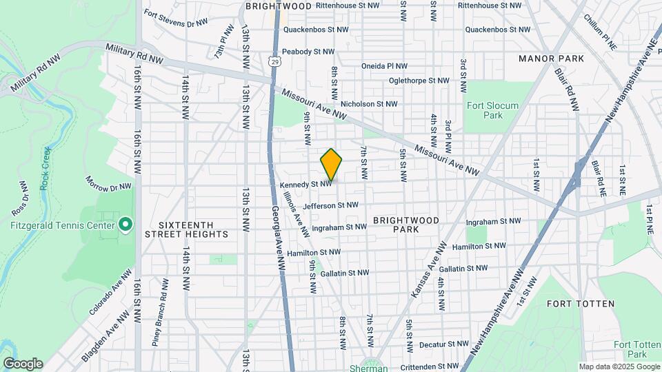 822 Kennedy St NW Map and Location Details