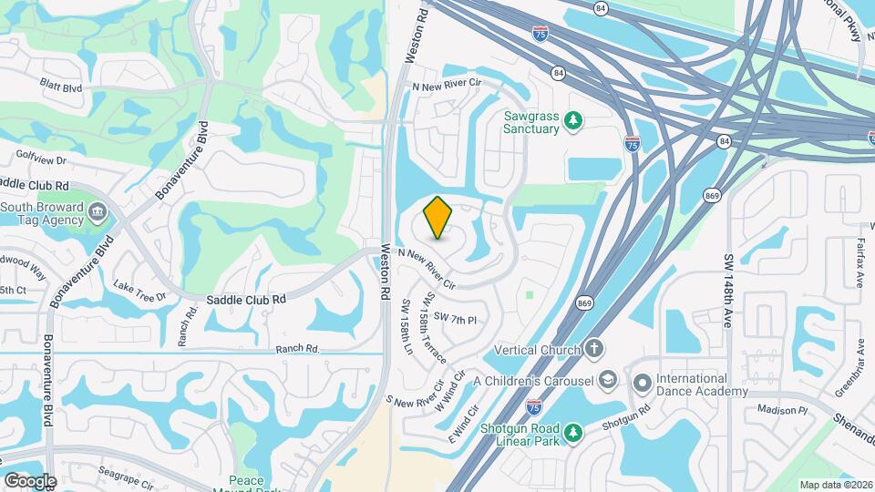 582 Lakeside Cir Map and Location Details