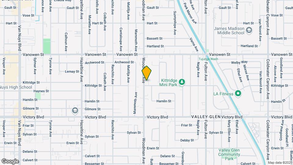 6612 Woodman Ave-Unit -0004 Map and Location Details
