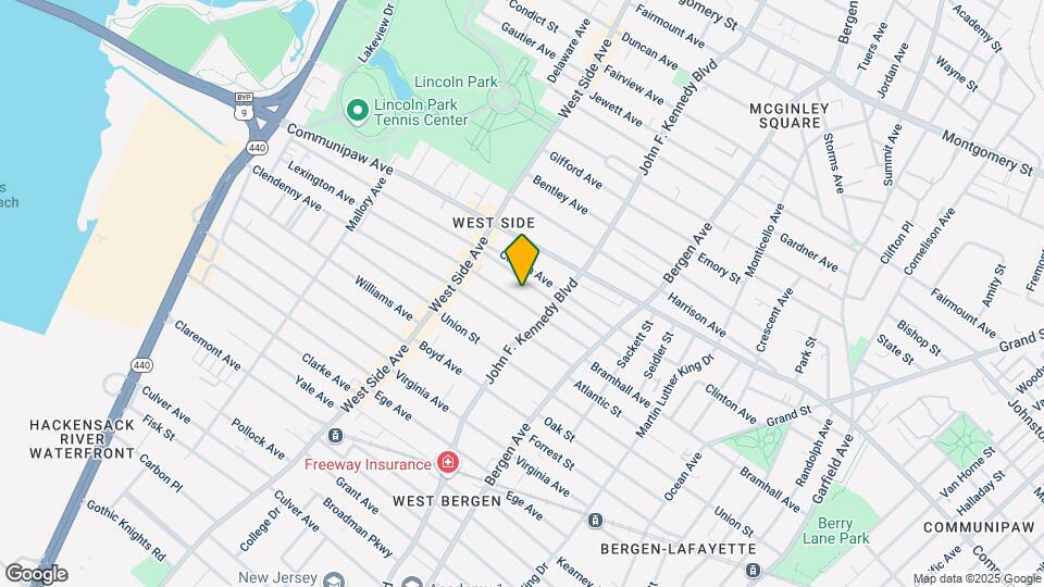 80 Lexington Ave Map and Location Details