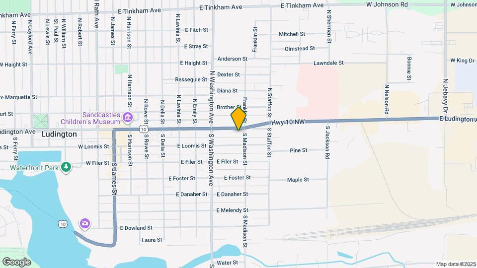 720 E Ludington Ave Map and Location Details