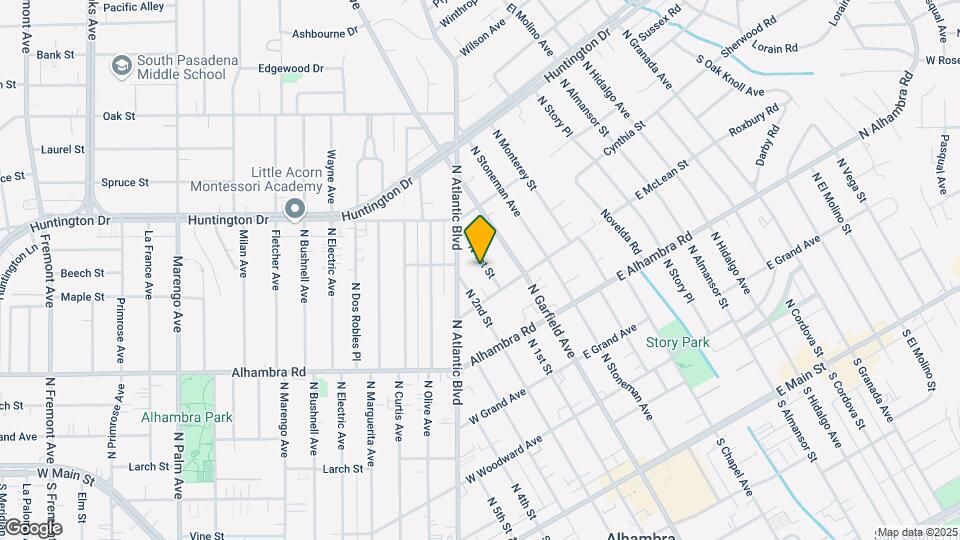 825 N 1st St Map and Location Details