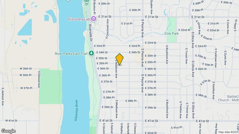 1011 E 36th St Map and Location Details