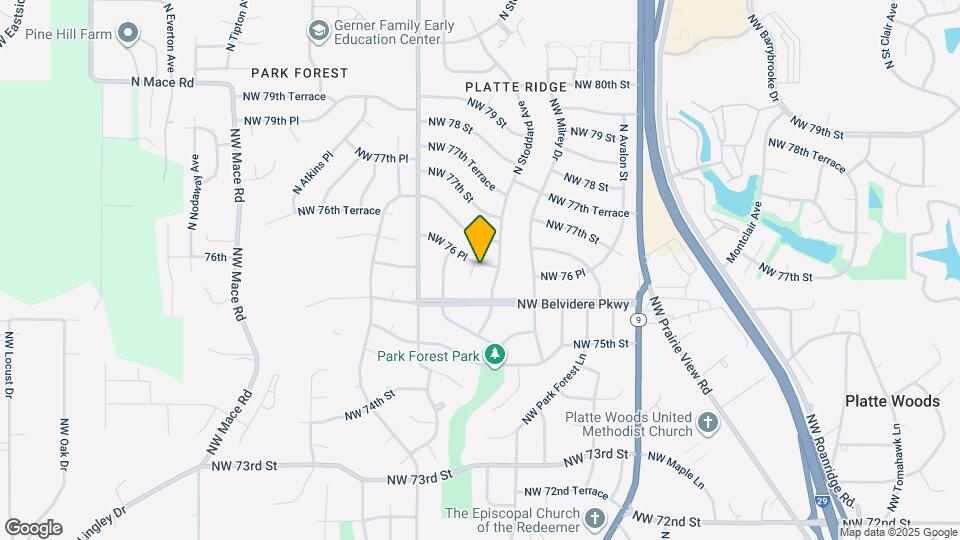 7305 NW 76 Pl Map and Location Details