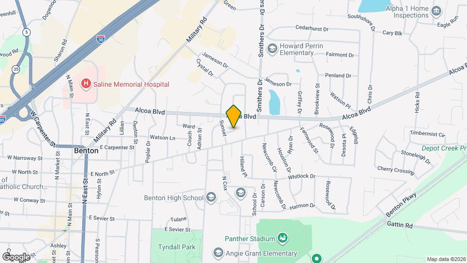 715 Oakwood Map and Location Details