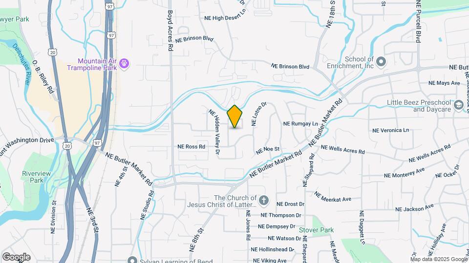 1015 NE Kayak Loop Map and Location Details