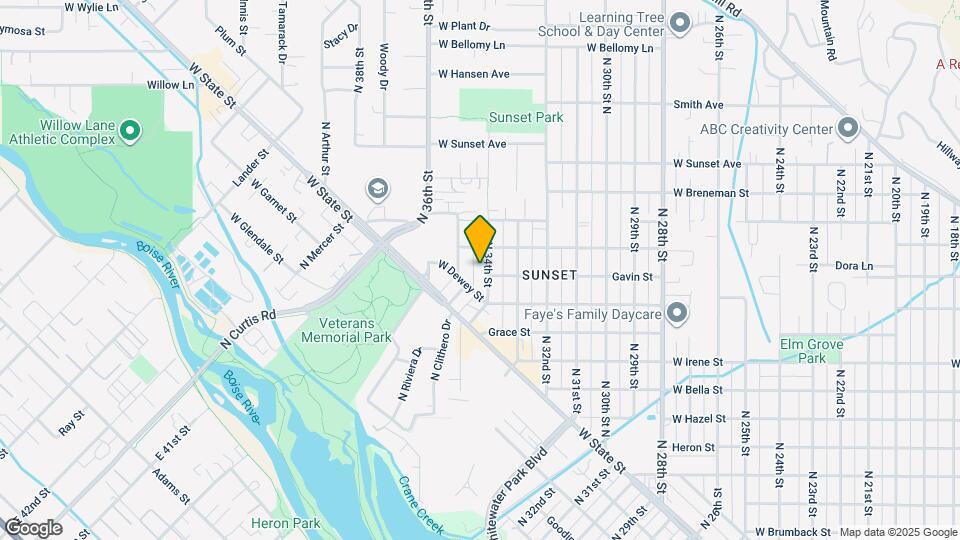 2109 N 34th St Map and Location Details