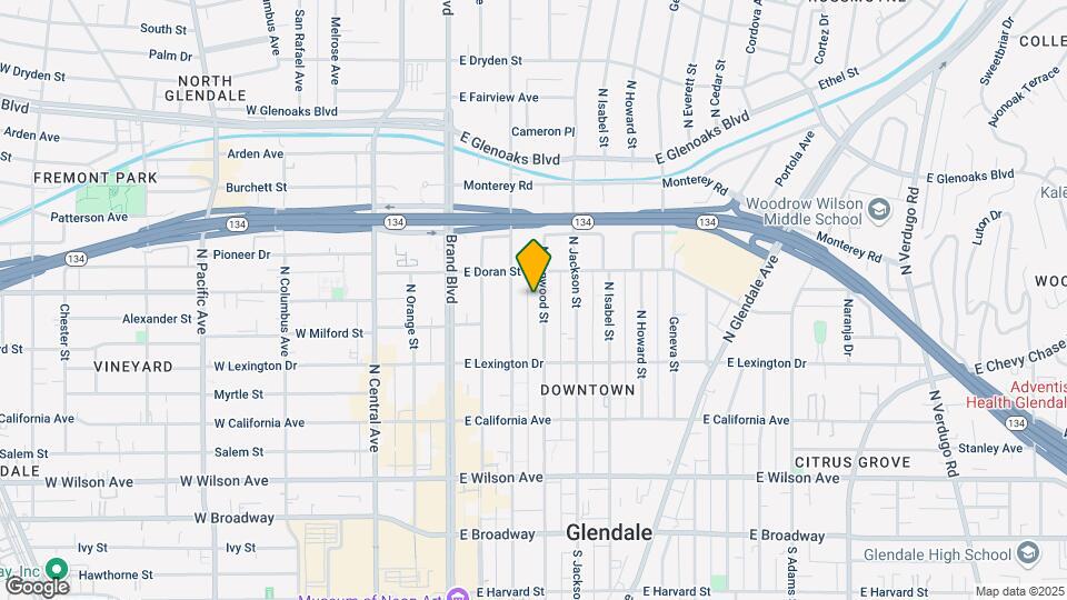 525 N Kenwood St Mapa y Detalles de la Ubicación