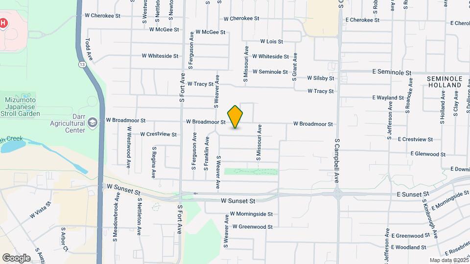 941 W Crestview St Map and Location Details