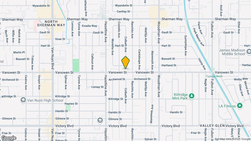 13935 Vanowen St Mapa y Detalles de la Ubicación