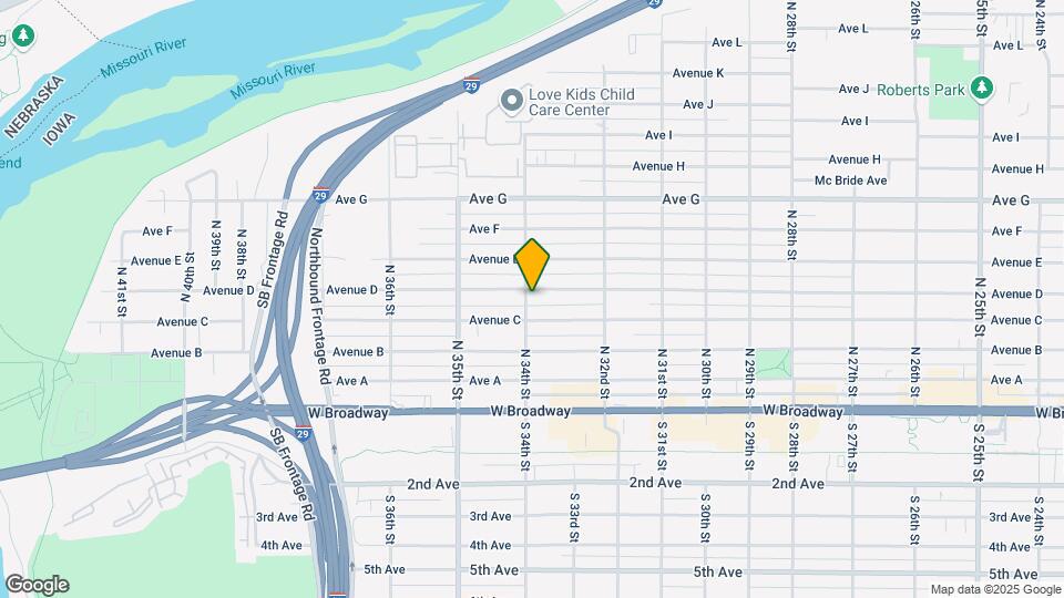 319 N 34th St Map and Location Details