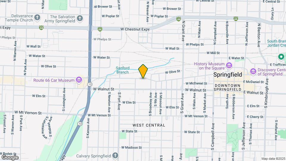 1032 W College St Mapa y Detalles de la Ubicación