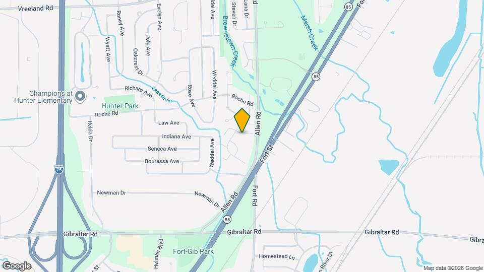 20033 Village Green Ct Mapa y Detalles de la Ubicación