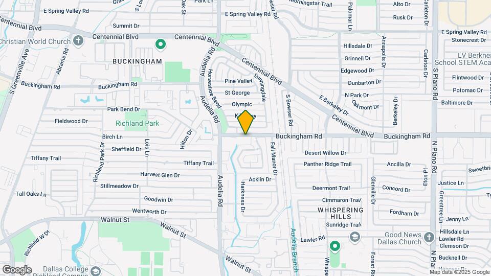 Buckingham Townhomes Mapa y Detalles de la Ubicación