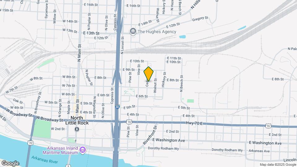 708 Cedar St Map and Location Details