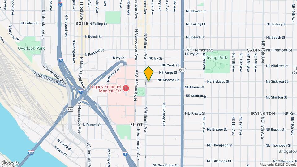 3026-3032 N Williams Ave Map and Location Details