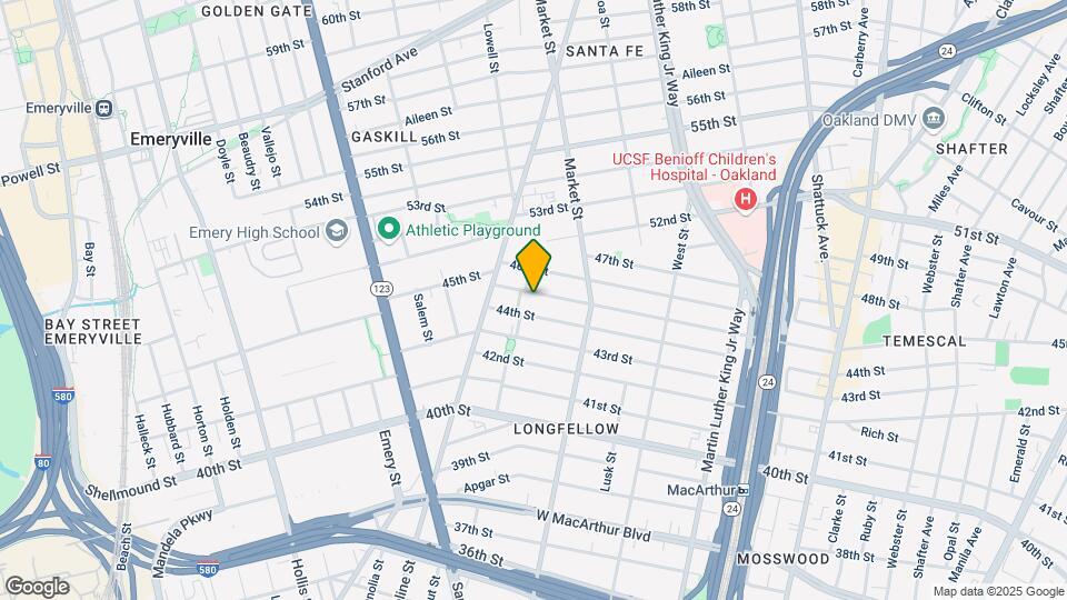 979 45th St Map and Location Details