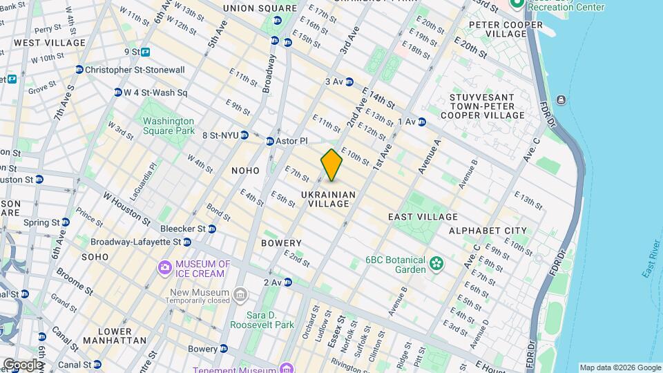 East 7th Street Mapa y Detalles de la Ubicación