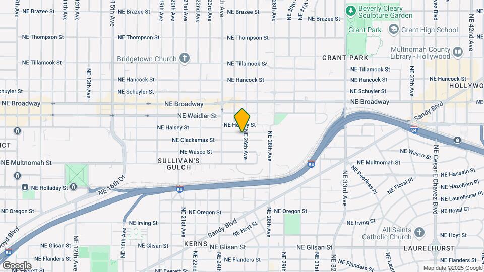2533 NE Clackamas St Mapa y Detalles de la Ubicación