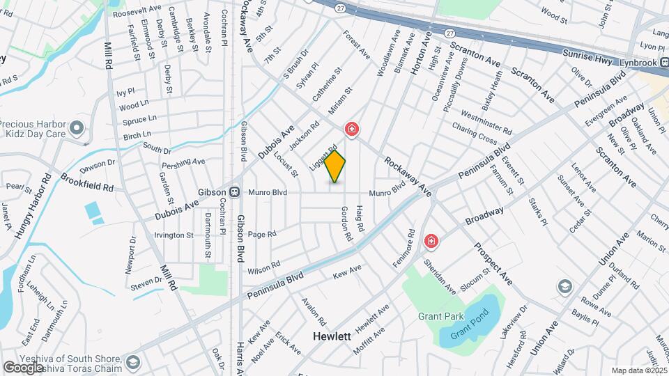 141 Munro Blvd Apartments and Nearby Valley Stream Apartments For Rent