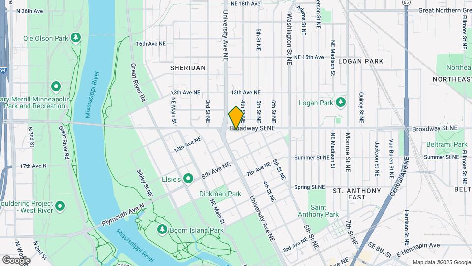 910 4th St NE, Unit #1 Map and Location Details