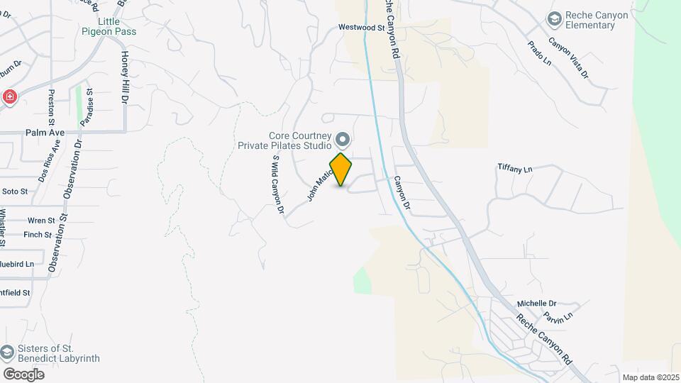 2261 Crescent Cir Map and Location Details