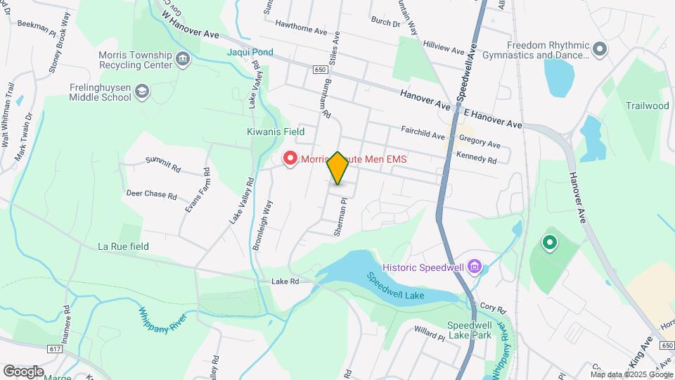 2 Holloway Pl Map and Location Details