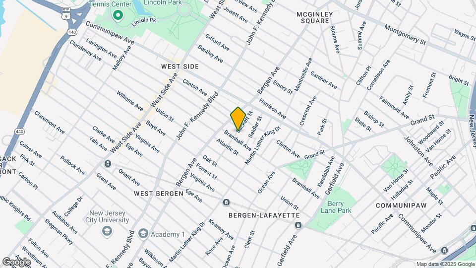 608 Bramhall Ave Map and Location Details